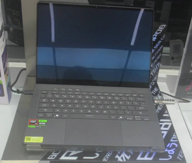 Intel Core Ultra vs AMD Ryzen AI vs Apple Silicon: How to Actually Choose a Laptop CPU in 2026